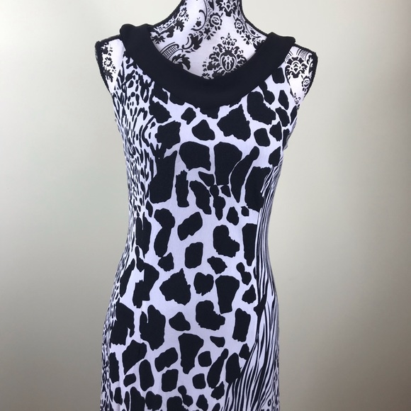 Simon Chang Women’s Maxi Dress White Black Zebra - Picture 4 of 5